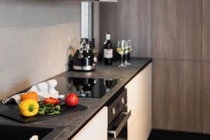 Master Suite with Jetted Tub, Panoramic View | Private kitchen | Fridge, oven, stovetop, espresso maker