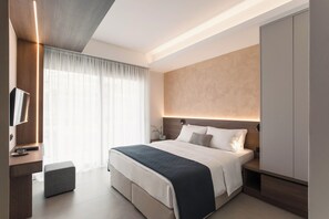 Superior Suite with City & Mountain View | Premium bedding, down comforters, memory foam beds, minibar - Chania Elegance Suites (Chania)