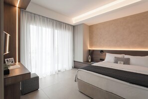Superior Suite, City View | Premium bedding, down duvets, memory-foam beds, minibar - Chania Elegance Suites (Chania)