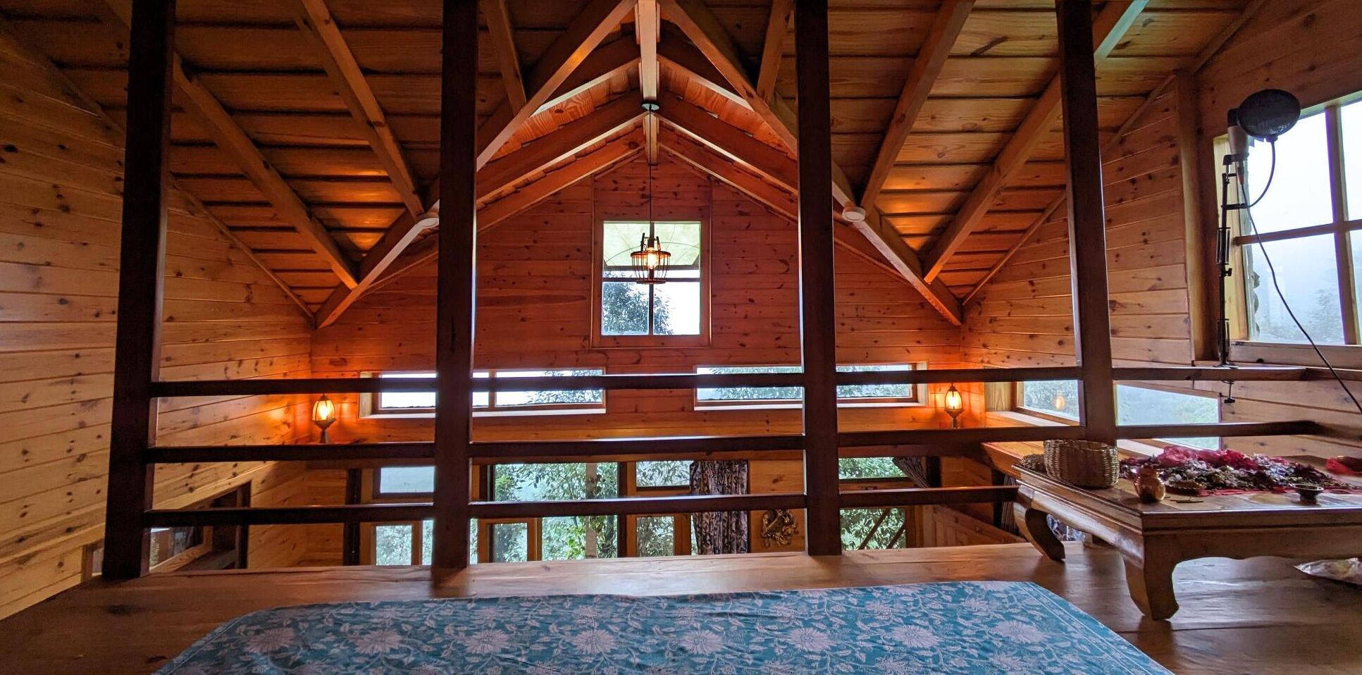 2 soverom, skrivebord, strykejern/-brett og wi-fi (inkludert)