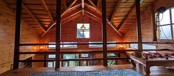 Charming mountain suite in Mukteshwar. Pet-Friendly!