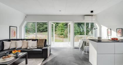 Newly built westcoast dream home