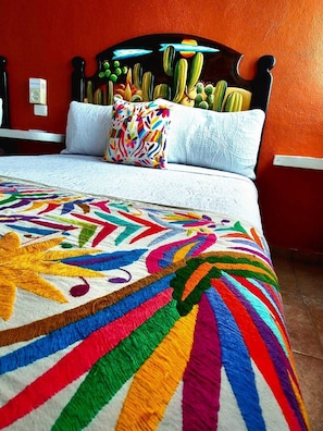 Comfort-Villa | Hochwertige Bettwaren, Betten mit Memory-Foam-Matratzen, Minibar