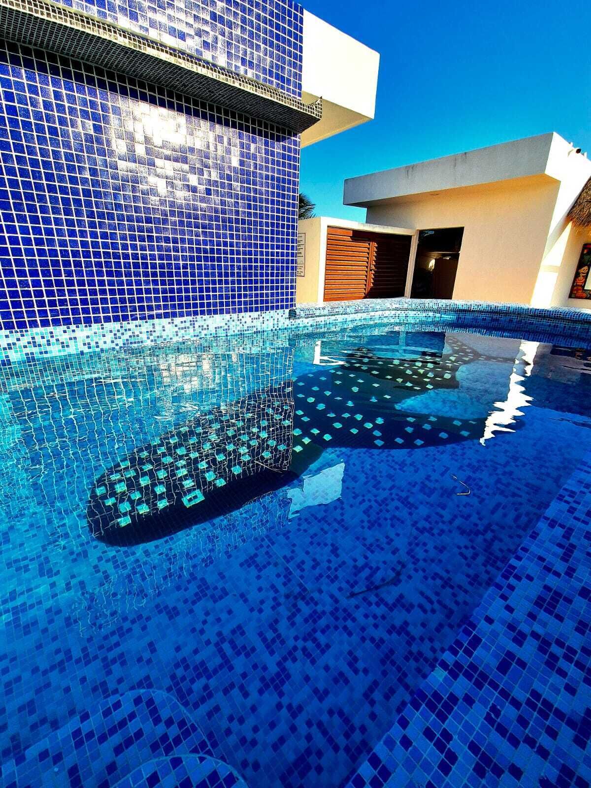 Kolam renang terbuka 