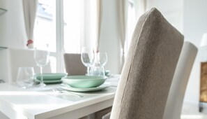Leilighet (2 Bedrooms) | Eget kjøkken | Mikrobølgeovn, ovn, kokeplater og oppvaskmaskin