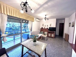 TV - comfortable cozy apartment by gms apartamentos (Fuengirola)