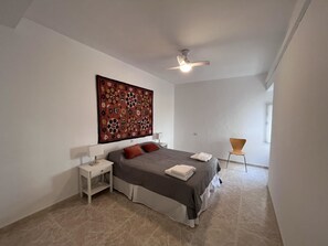 2 bedrooms, bed sheets