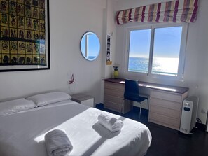 3 bedrooms, iron/ironing board, WiFi, bed sheets - Costa del Sol apartment. (Fuengirola)