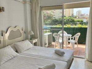 1 bedroom, iron/ironing board, Internet, bed sheets