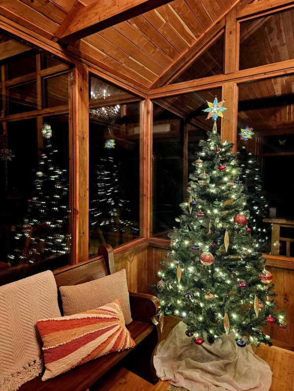 المنشأة من الداخل