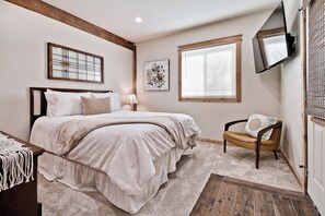 3 bedrooms, free WiFi, bed sheets - *NATURE RETREAT* Whispering Hollow *FIRE PIT* (Eureka Springs)