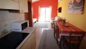 Room, 1 Bedroom, Balcony, City View | 1 bedroom - Room in Studio - Apartment Aniko Near the sea (Medulin)