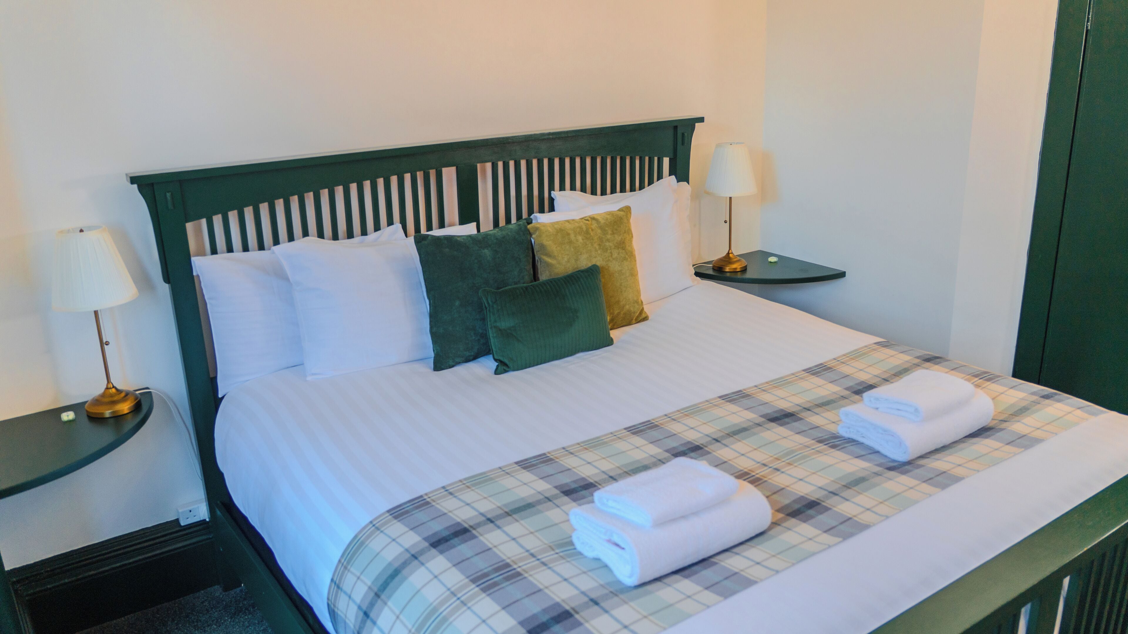 Photo - 4 Friends House