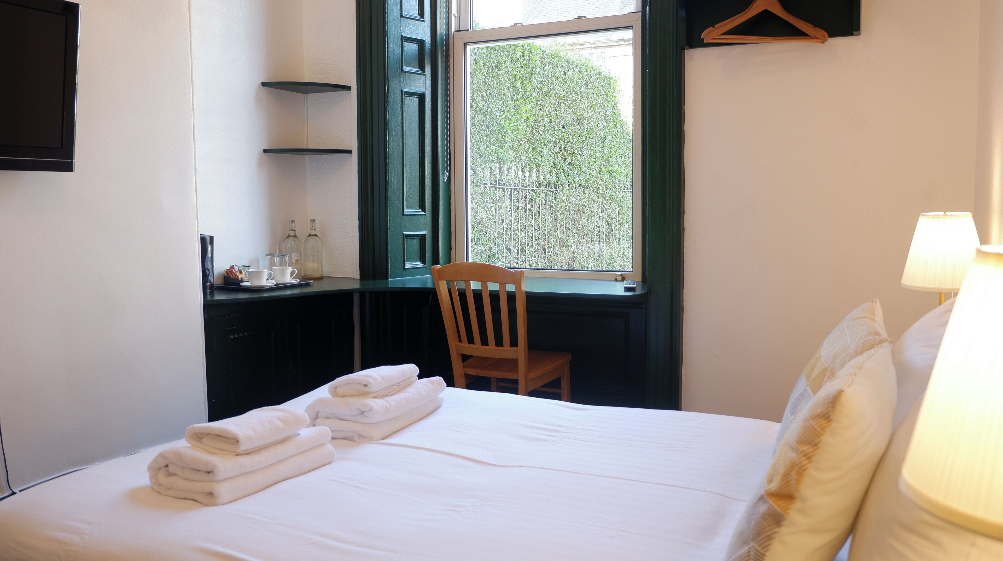 Photo - 4 Friends House