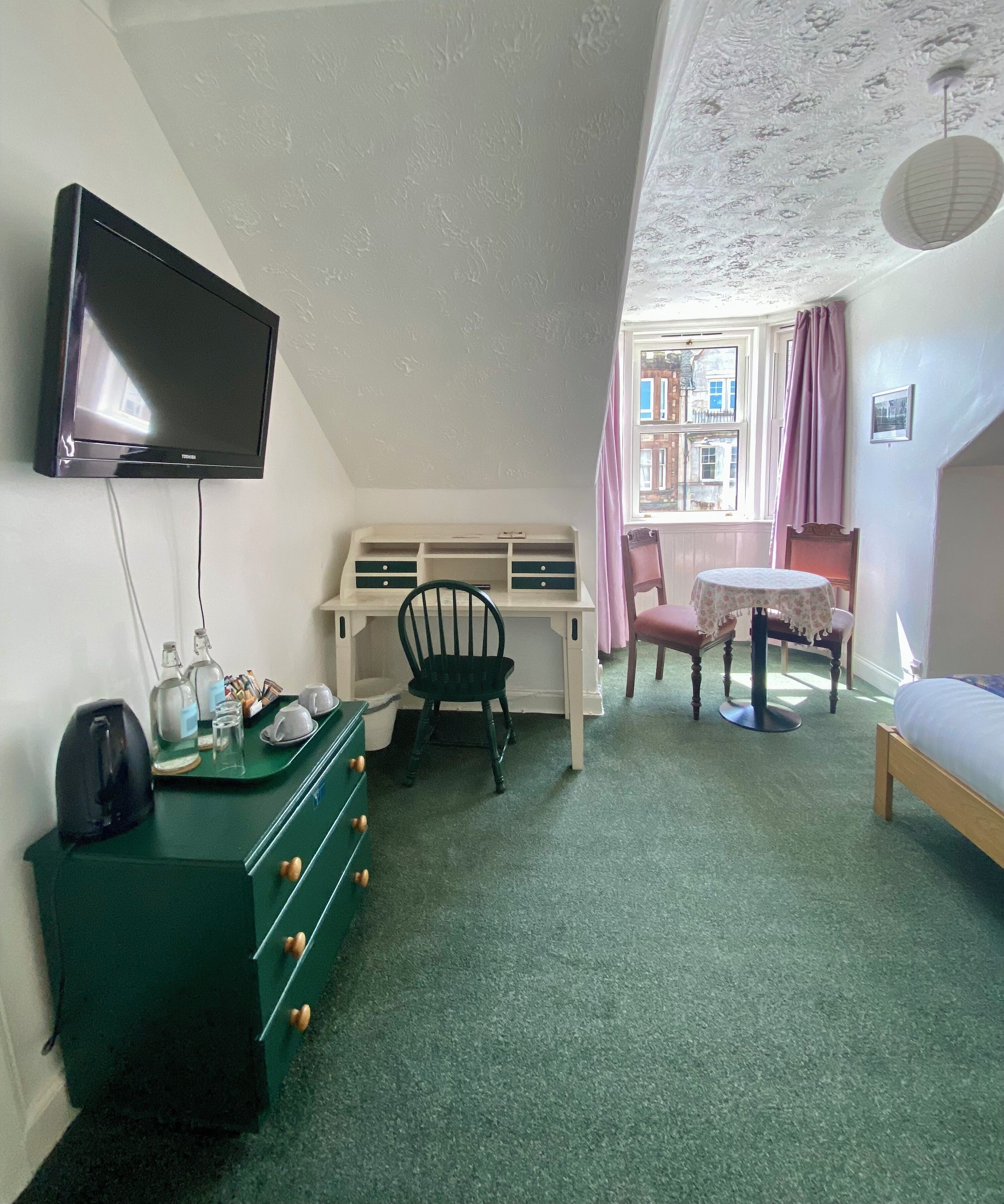 Photo - 4 Friends House