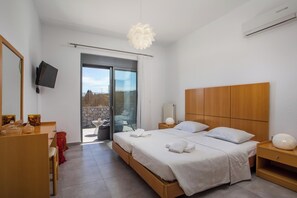 2 slaapkamers, een kluis op de kamer, een strijkplank/strijkijzer