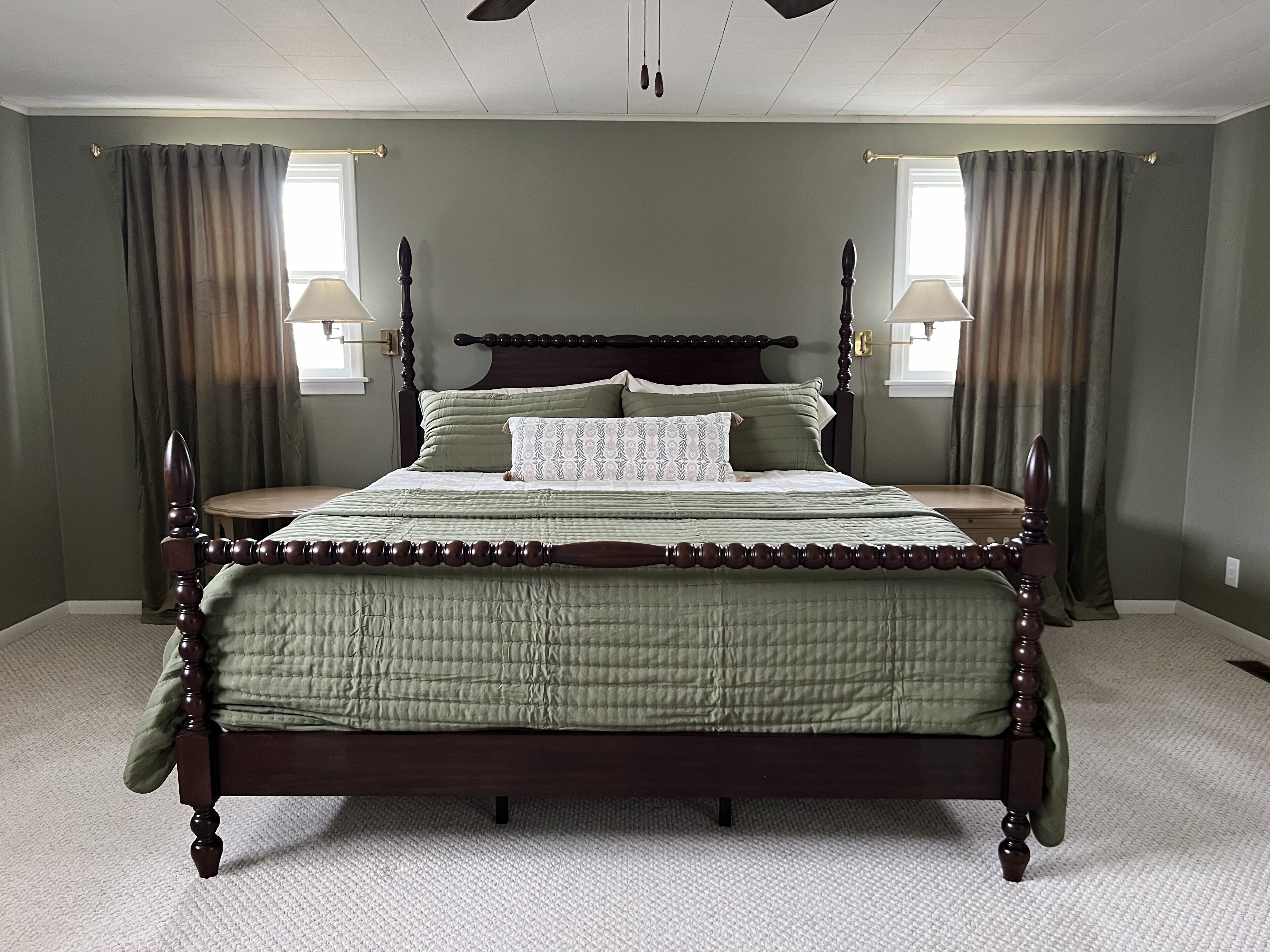 4 bedrooms, iron/ironing board, travel crib, WiFi