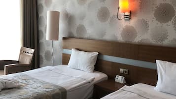 Quarto standard | 1 quarto, cofres nos quartos, escrivaninha