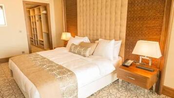 Free toiletries, hair dryer, bathrobes, slippers