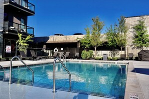 Pool - Downtown-Nashville, Parking/Gym/Pool/Airport-Transfers (Nashville)