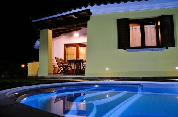 Piscina all'aperto
