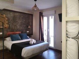 Standard Quadruple Room | Free WiFi