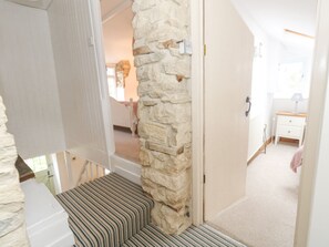3 bedrooms, individually decorated, individually furnished, free WiFi - Norden Cottage (Weymouth)