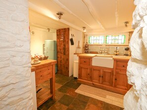 Shower - Norden Cottage (Weymouth)