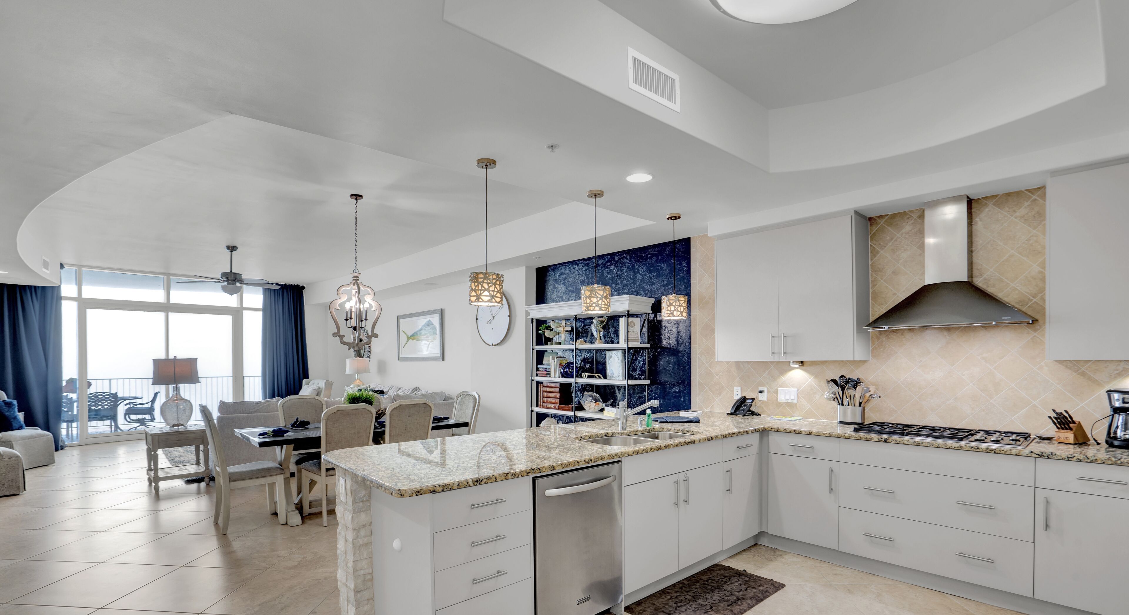 Luxury Gulf Front Condo | Lazy River | Liquid Life
