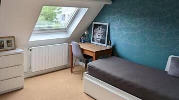 4 chambres, bureau, lit parapluie, Wi-Fi gratuit