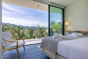 5 makuuhuonetta, silitysrauta/-lauta, internet, vuodevaatteet