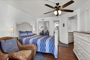 2 bedrooms, iron/ironing board, free WiFi