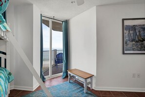 2 間睡房、熨斗/熨衫板、免費 Wi-Fi