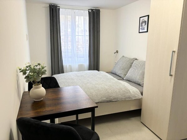 Apartmany A Hostel Plzen Rolnicke Namesti - Plzeň