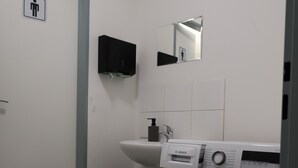 Bathroom - Apartmany a Hostel Plzen Rolnicke namesti (Plzen)