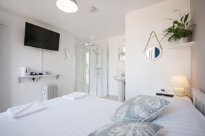 14 chambres, Wi-Fi gratuit, draps fournis