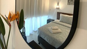 Thalassa Holiday Apt DPS 001