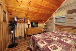 2 bedrooms, internet, bed sheets