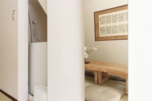 Interior - Saku Indipendent House in Jujo, Tokyo (Kita City)