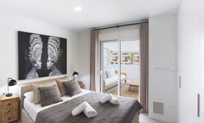 4 chambres, fer et planche à repasser, Wi-Fi gratuit, draps fournis