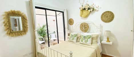 2 bedrooms