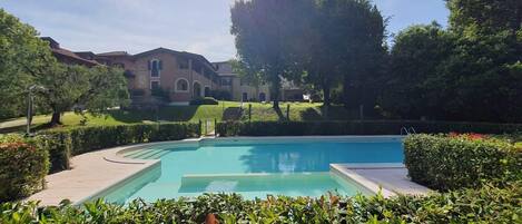 Piscine extérieure