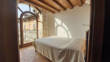 3 Schlafzimmer, Zimmersafe, kostenloses WLAN, Bettwäsche