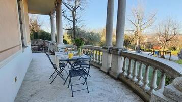 Ristorazione all'aperto