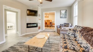 House (2 Bedrooms) | Living area | TV, fireplace