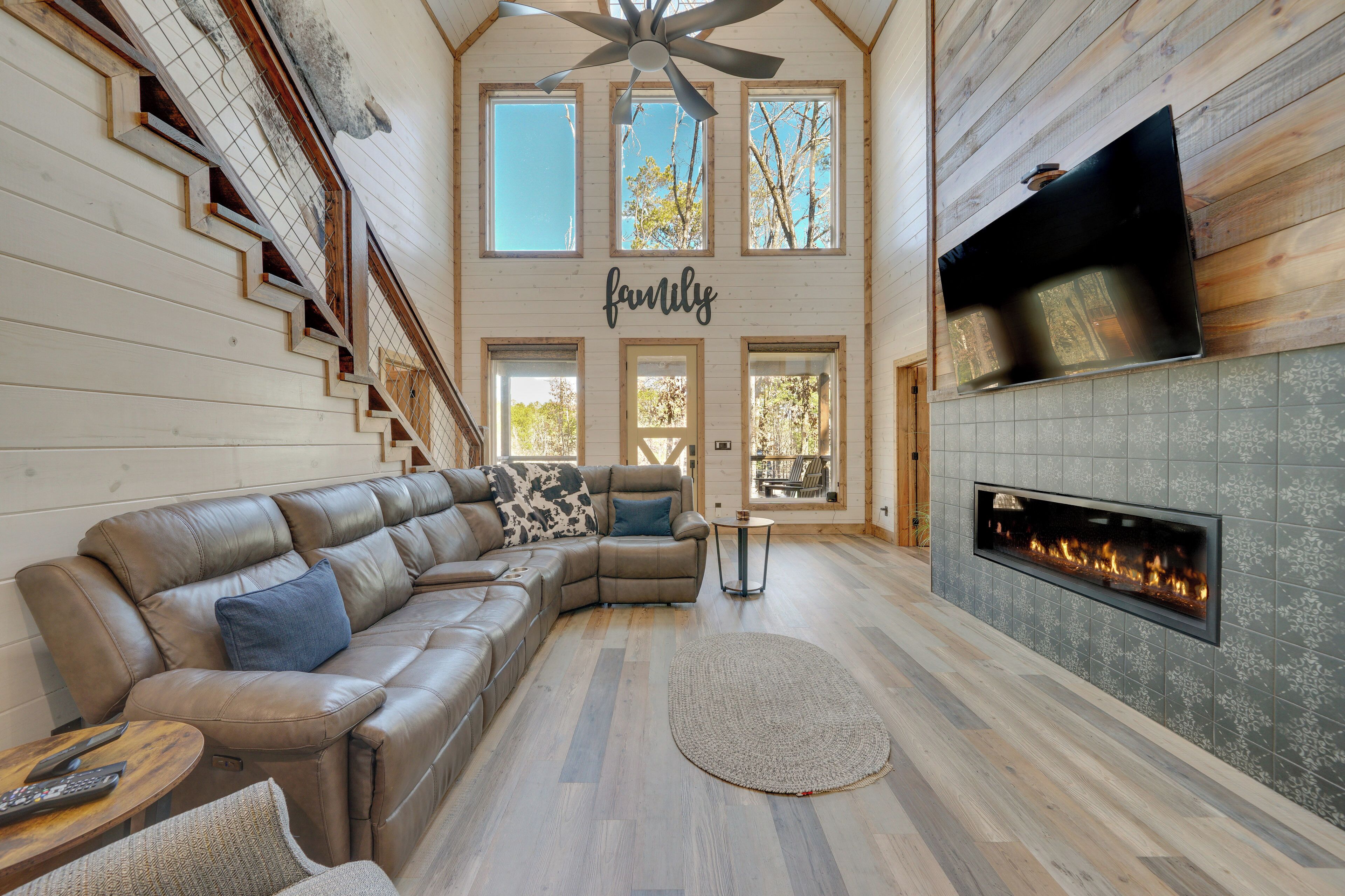 House (2 Bedrooms) | Interior