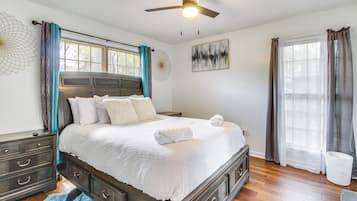 House (4 Bedrooms) | Interior