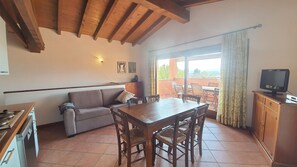 Televisie en een tafeltennistafel