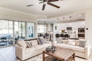 House (3 Bedrooms) | Interior