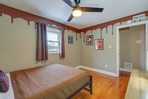 Interior - Cozy Kingsport Apartment: Walk to Cidery! (Kingsport)